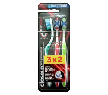 Close up cepillo dental medio deep clean 3x2